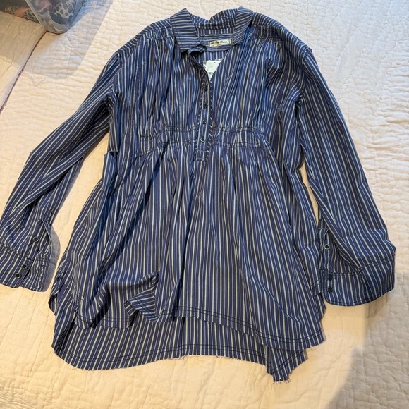 Free People Tops - Free People We the Free Long Blue Striped Tunic Top Shirt L Collar NWT